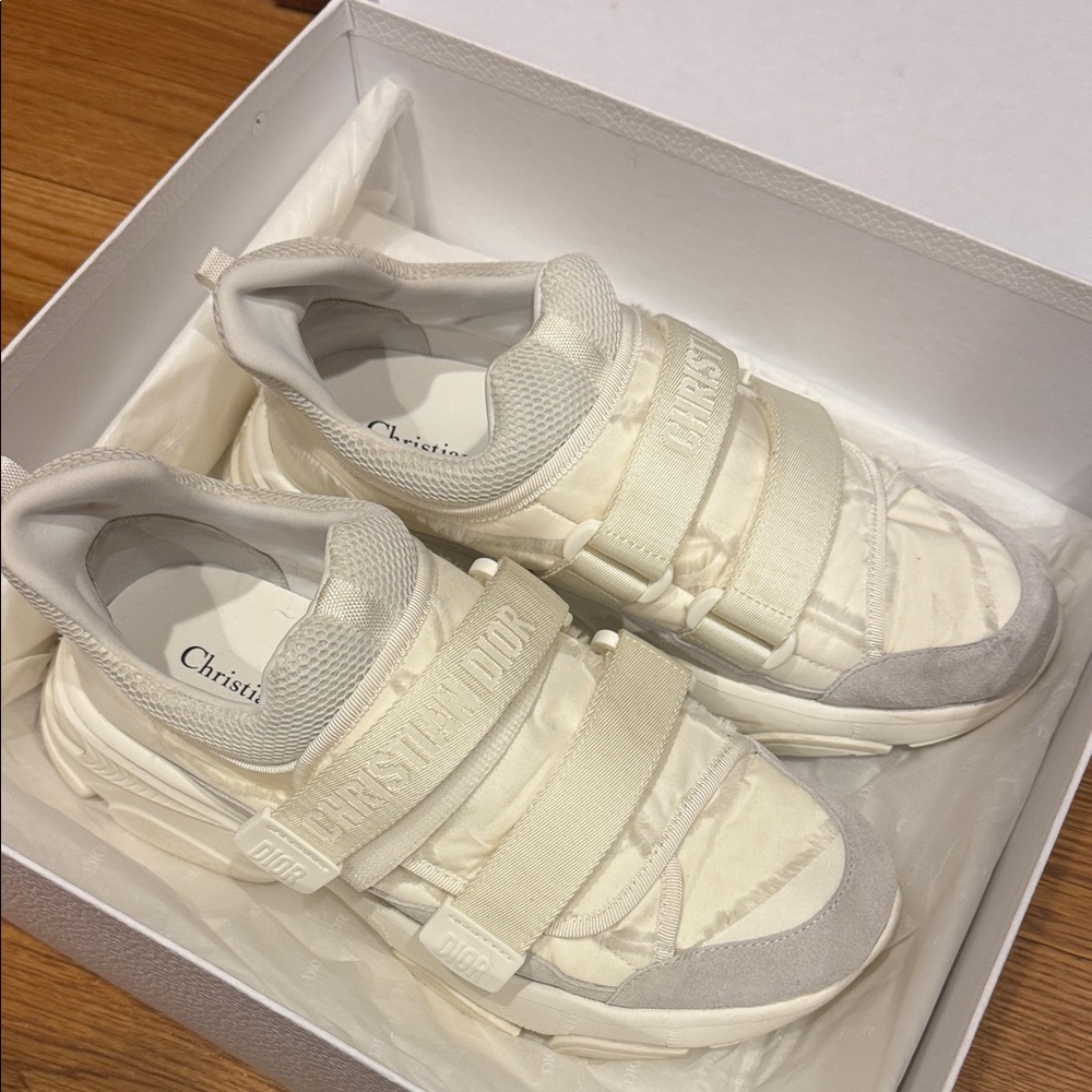 Dior D-Wander White Sneakers